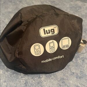 Lug Black Mobile Comfort Pouch